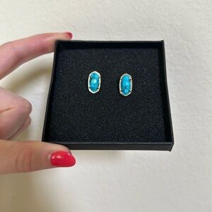KENDRA SCOTT ELLIE EARRINGS. Turquoise, worn probably 2 times.